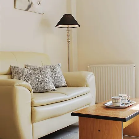 فندق Roseum Boutique 3*