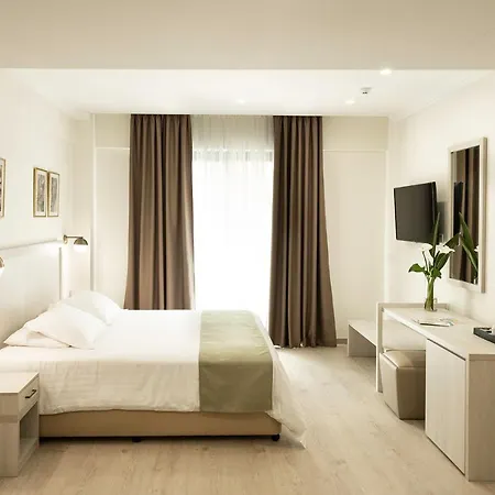 فندق Roseum Boutique 3*