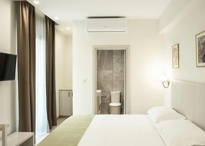 Roseum Boutique Larnaca