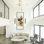 מלון Roseum Boutique 3*