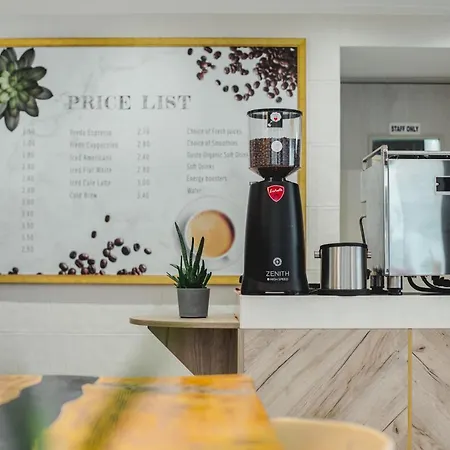 Roseum Boutique Hotel 3*