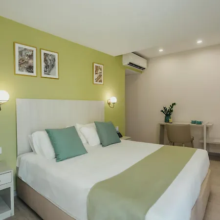 Ξενοδοχείο Roseum Boutique 3*