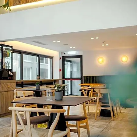 Hotel Roseum Boutique 3*
