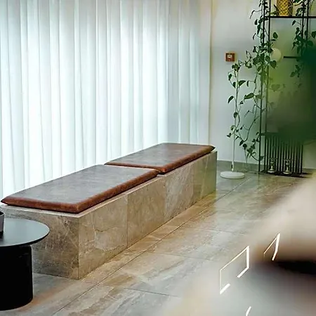 Roseum Boutique Hotel 3*