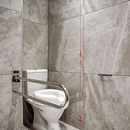 Roseum Boutique 3* Larnaca