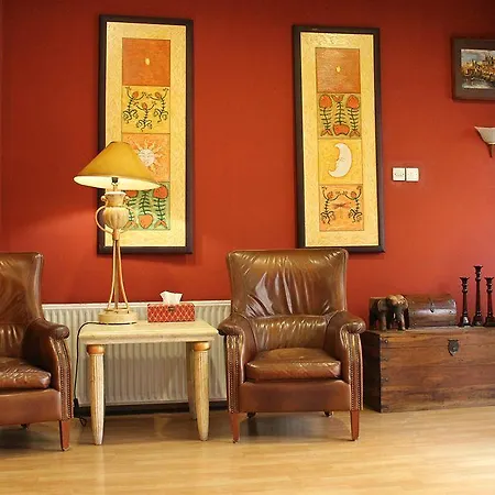 Roseum Boutique Larnaca