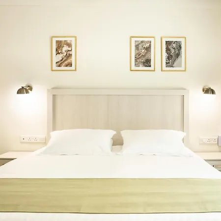 Roseum Boutique Hotel 3*